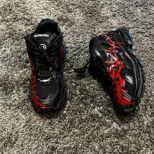 Balenciaga Runners ‘Graffiti Red’
